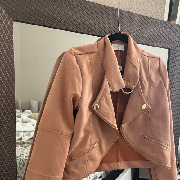 NWT Blu Pepper Faux Suede Jacket in Light Sienna - Picture 3 of 5